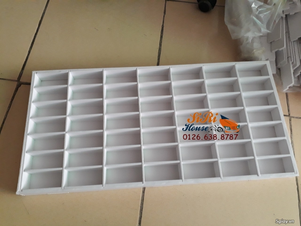 Kệ trưng bày xe mô hình 1:64 - 7